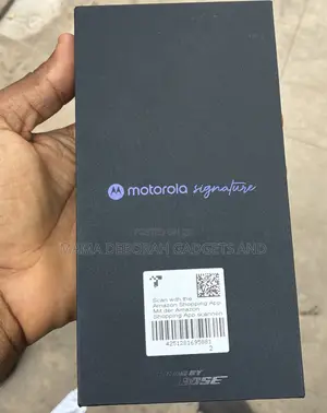 New Motorola Signature 512 GB Green