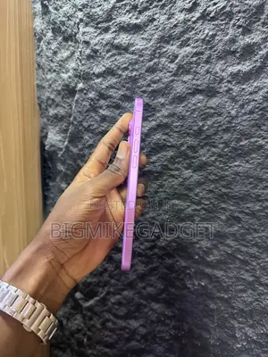 Apple iPhone 16 Plus 128 GB Pink