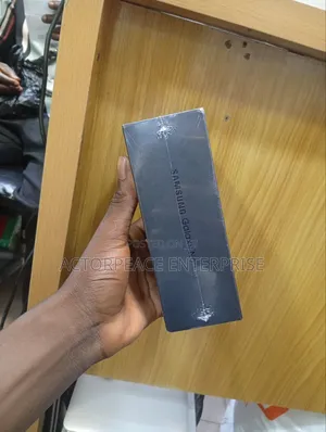 New Samsung Galaxy Note10 512 GB Black
