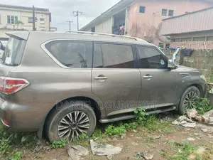 Nissan Patrol 2015 Gray