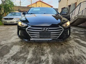 Hyundai Elantra Limited Sedan FWD (2.0L 4cyl 6A) 2017 Black