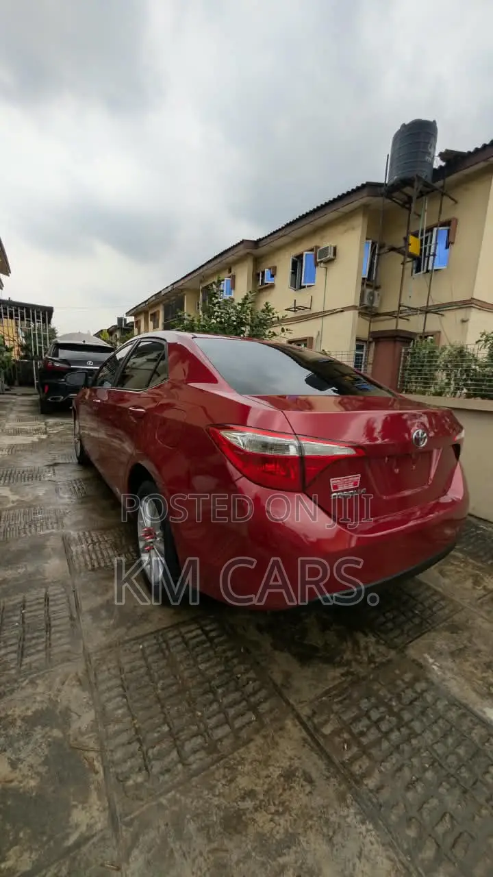 Toyota Corolla 2015