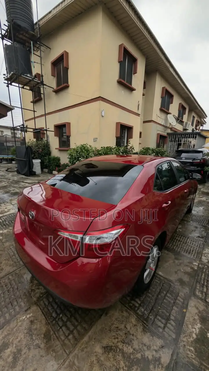 Toyota Corolla 2015