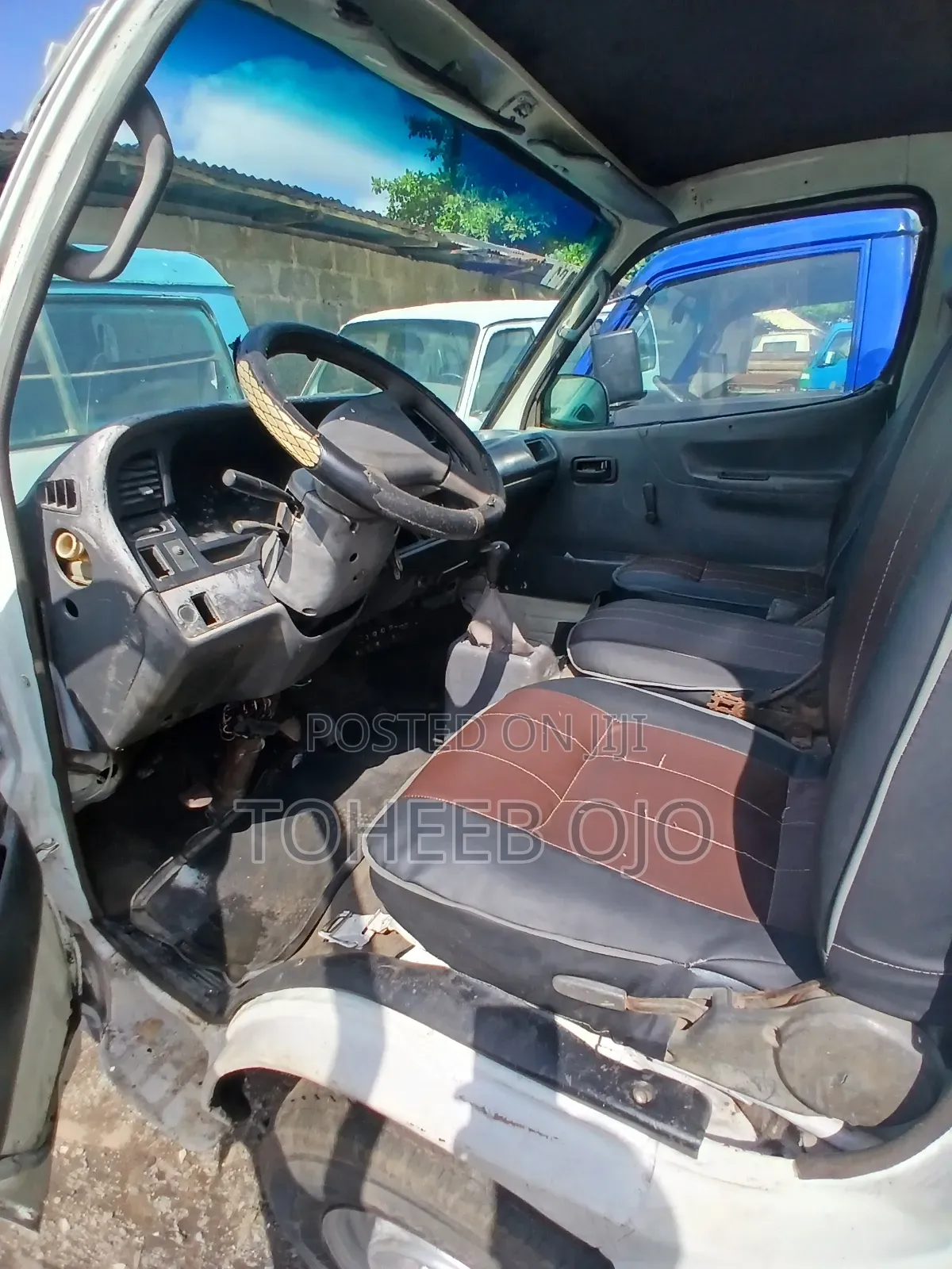 Toyota HiAce 1998 White