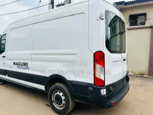 Ford Transit 2019 White