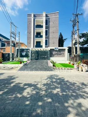 2bdrm Apartment in Lekki Phase 1 for rent