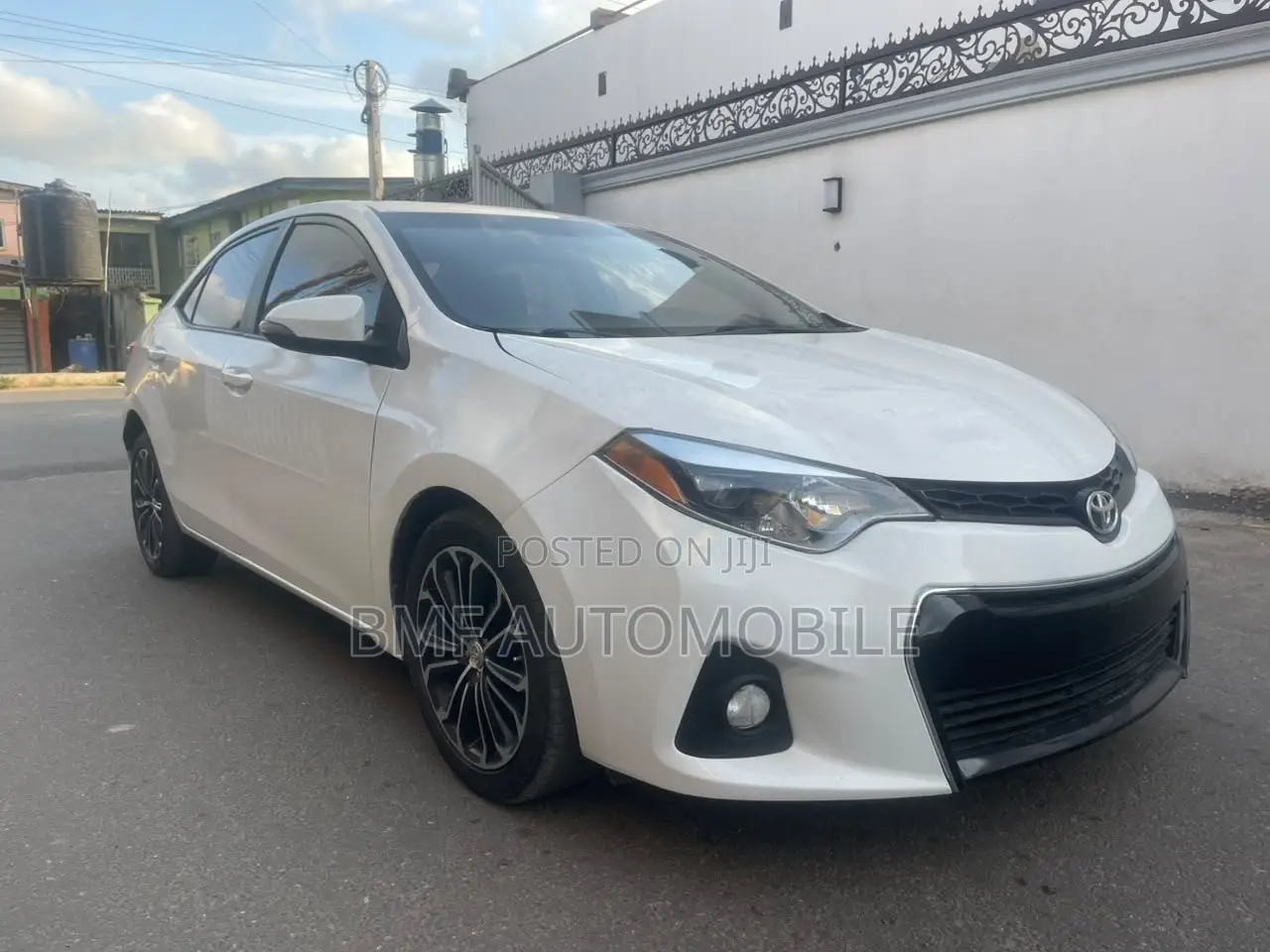 Toyota Corolla 2016 White