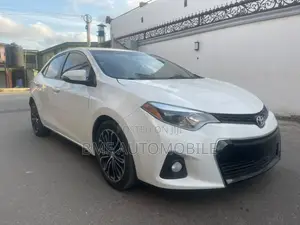 Toyota Corolla 2016 White