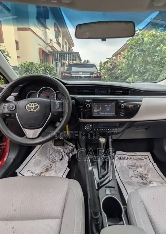 Toyota Corolla 2015