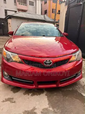 Toyota Camry 2013 Red