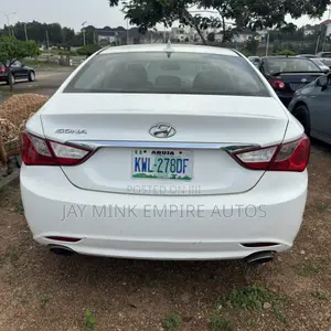 Hyundai Sonata 2013 White