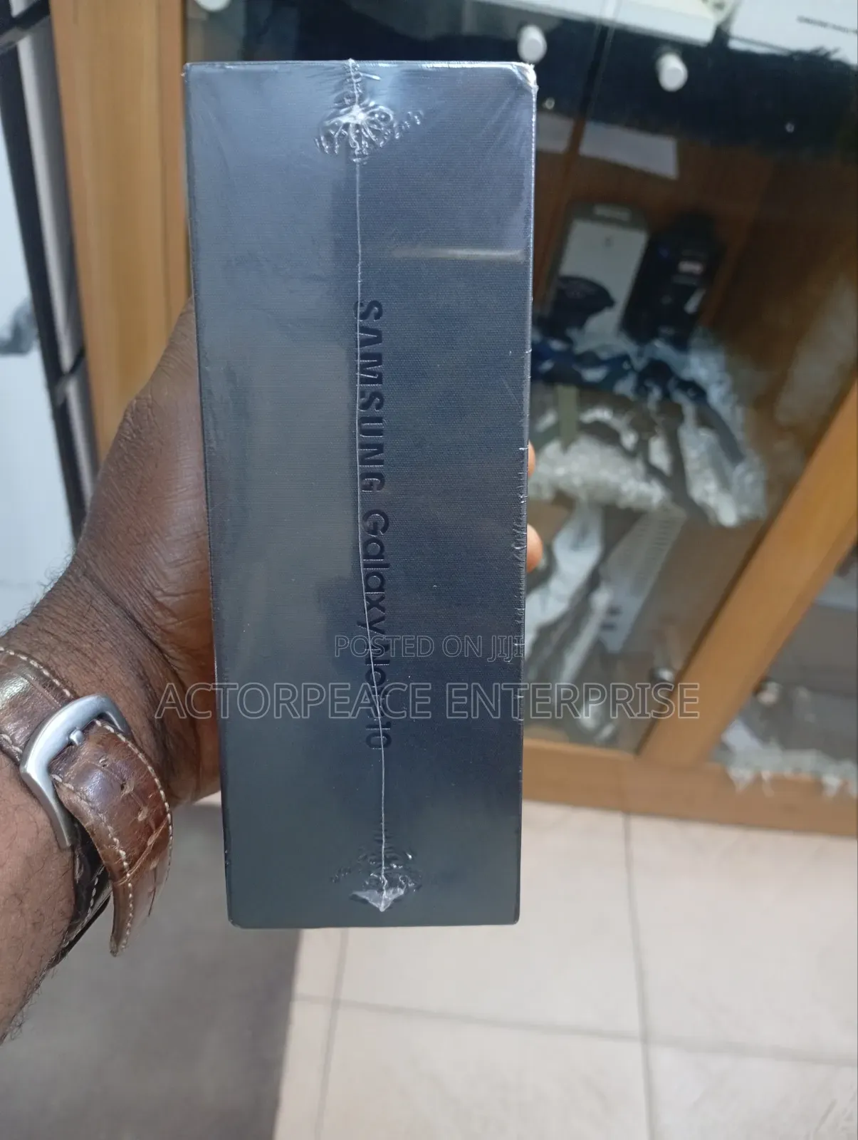 New Samsung Galaxy Note10 256 GB Black