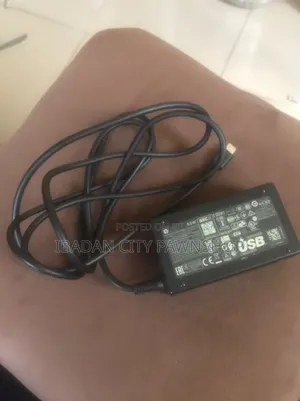 HP 65w Type C Adapter