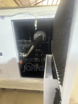 350kva Brand New UKPerkins Soundproof Diesel Generator 100% Copper 