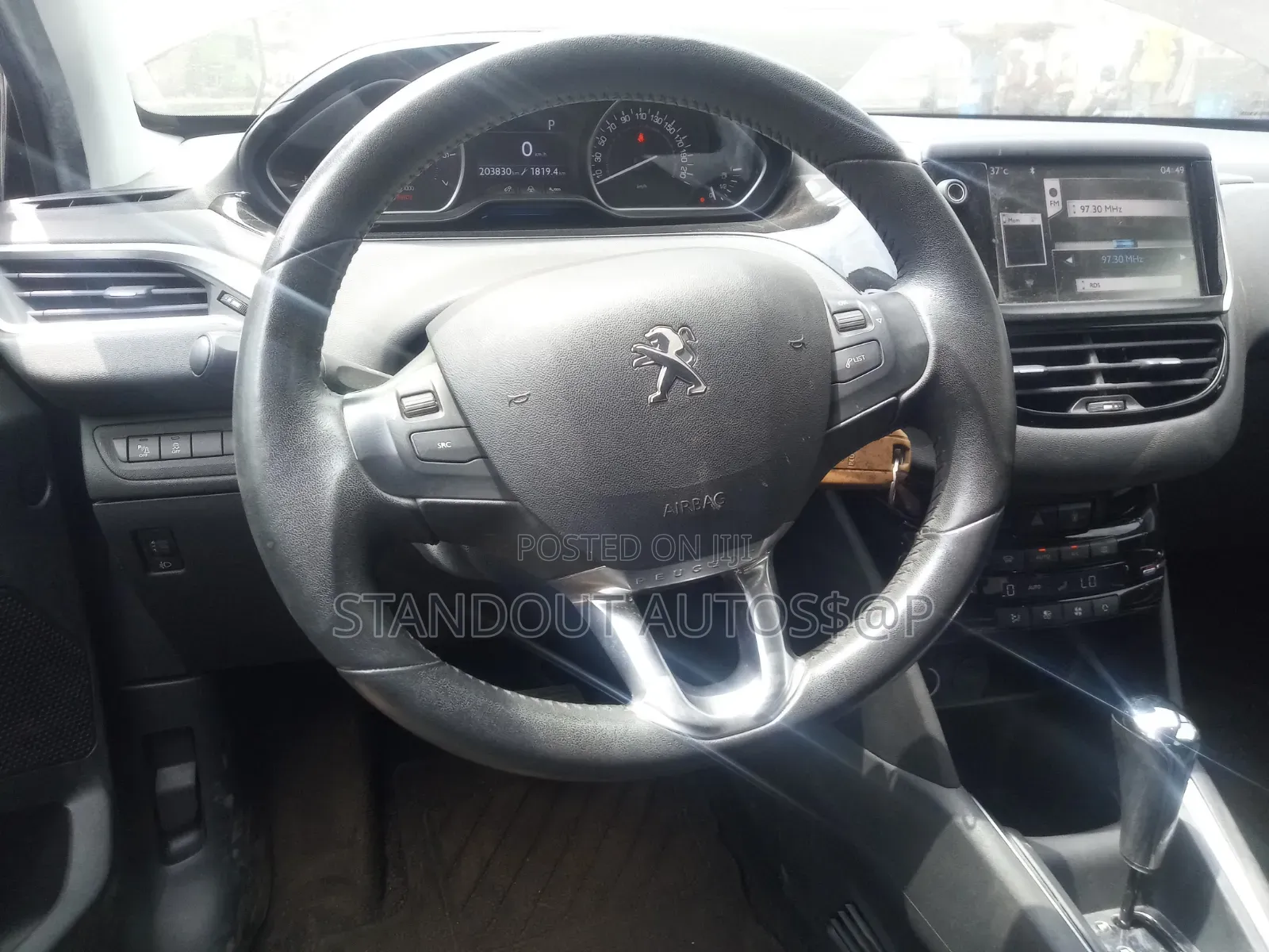 Peugeot 208 2015 Black