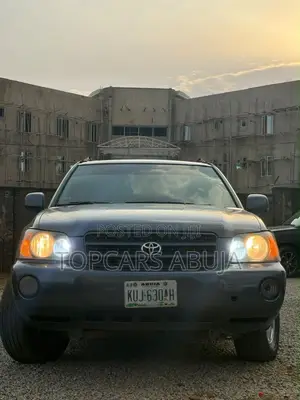 Toyota Highlander 2004 Blue