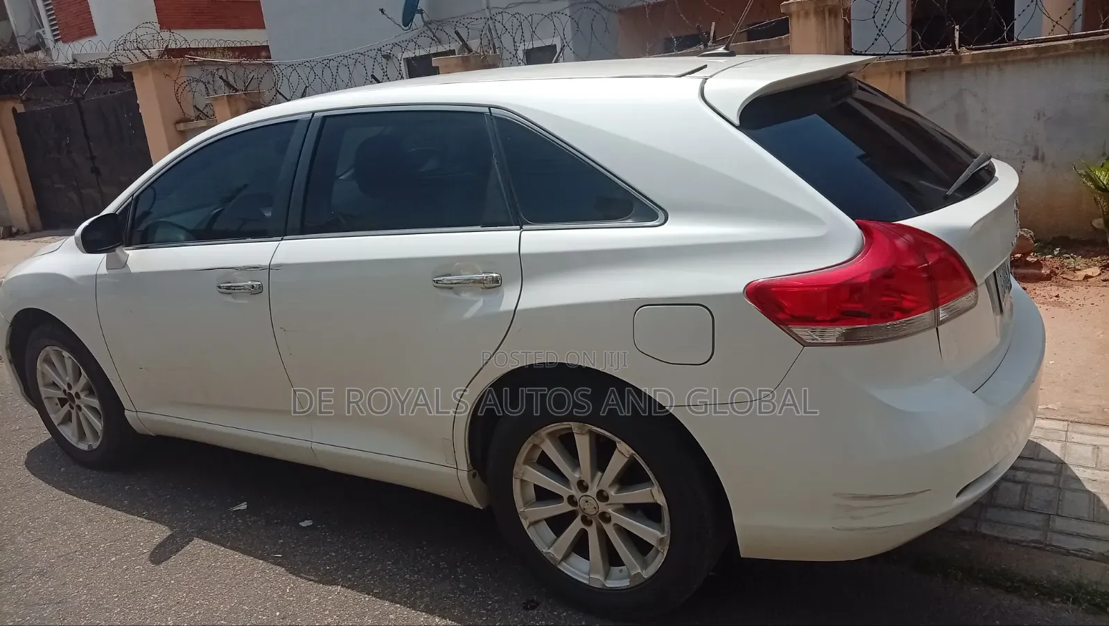 Toyota Venza 2010 White