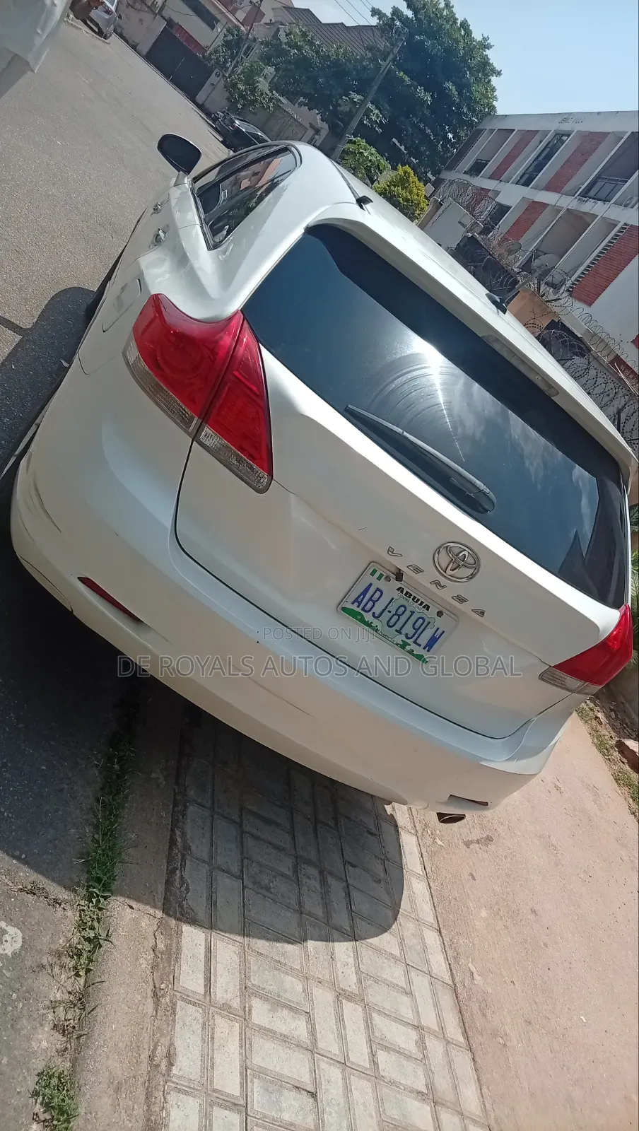 Toyota Venza 2010 White