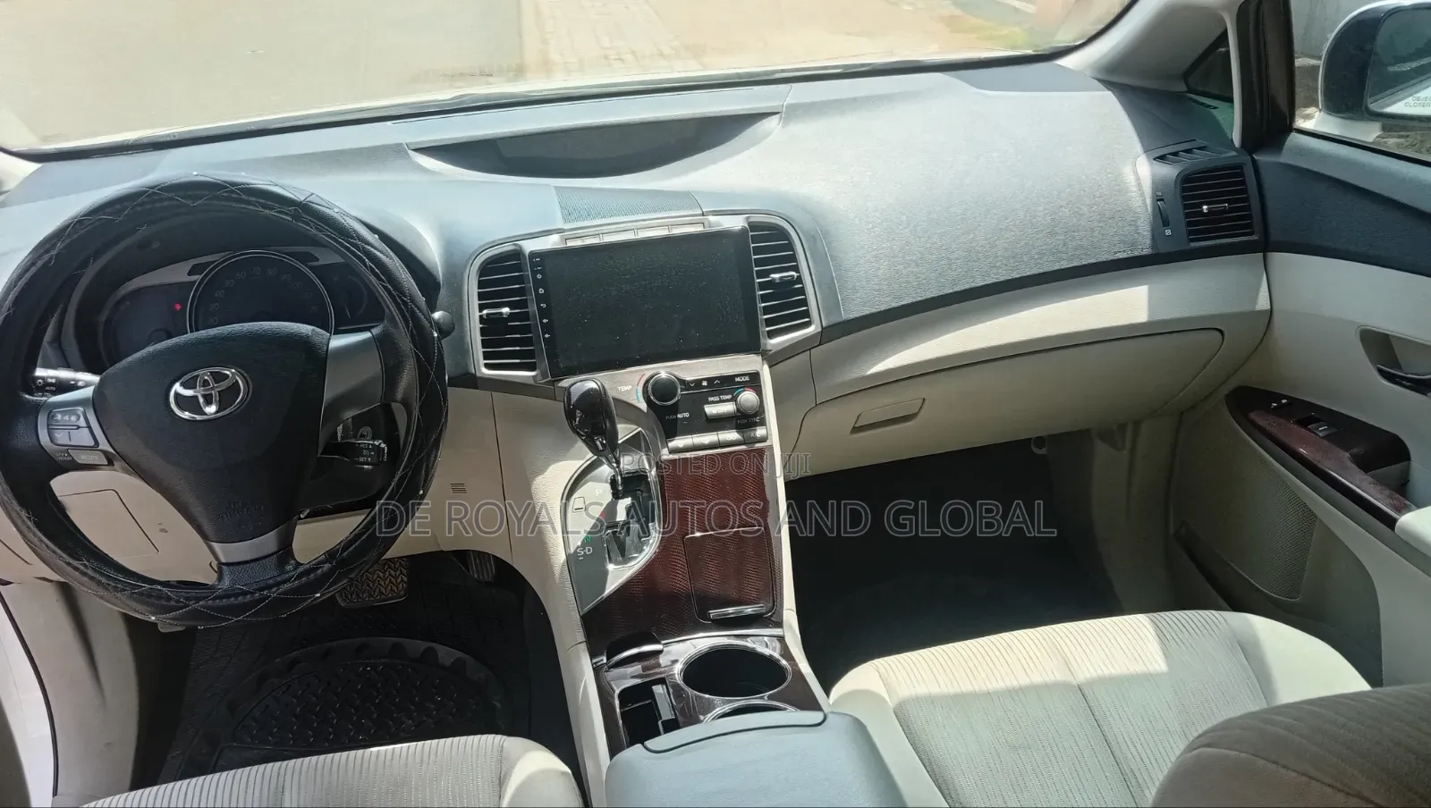 Toyota Venza 2010 White