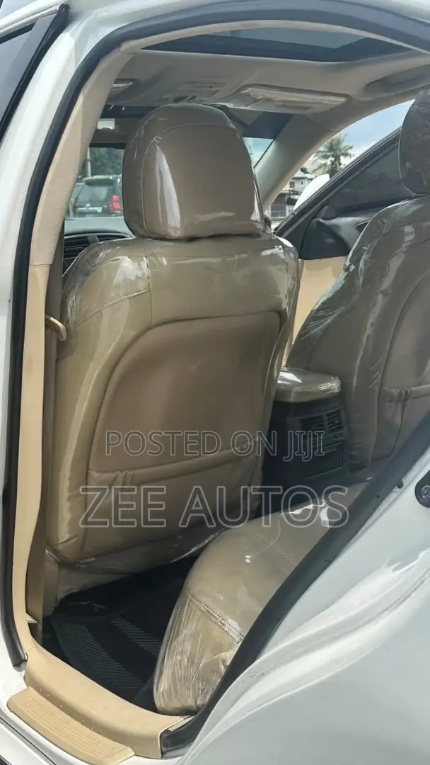 Lexus IS 2008 White