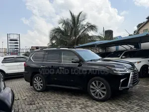 Lexus LX 570 AWD 2017 Black