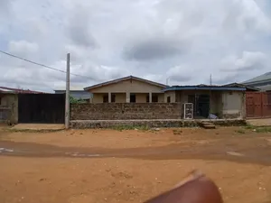 Furnished 3bdrm Bungalow in Governor Road, Ikotun / Ikotun/Igando