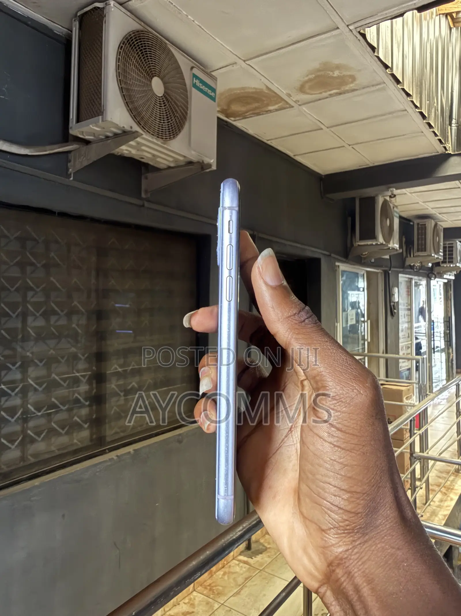 Apple iPhone 11 64 GB Purple