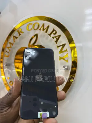 Apple iPhone 8 64 GB Black