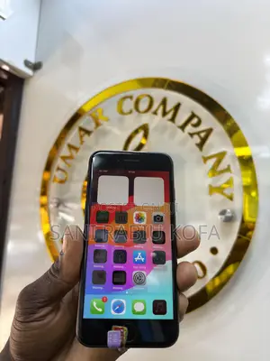 Apple iPhone 8 64 GB Black