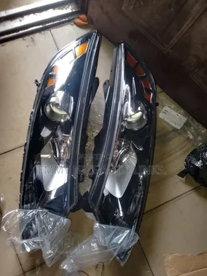 Optima 2014 Head Lamp
