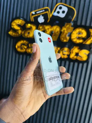 Apple iPhone 11 64 GB Green