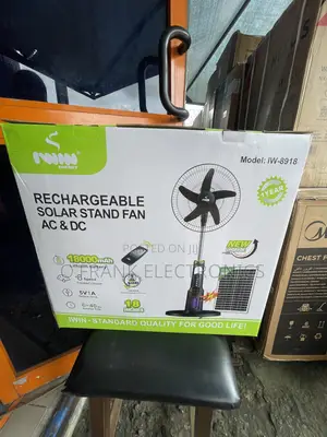 Iwin Lithium Battery Rechargeable Solar Fan
