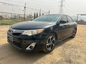 Toyota Camry LE 4dr Sedan (2.5L 4cyl 6A) 2014 Black
