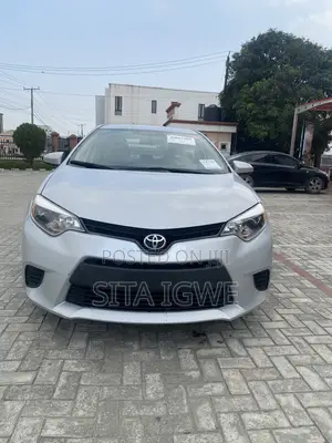 Toyota Corolla L 4dr Sedan (1.8L 4cyl 4A) 2014 Silver