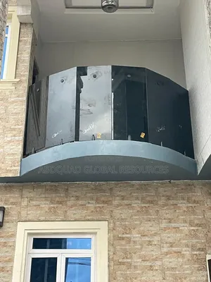 Frameless Glass