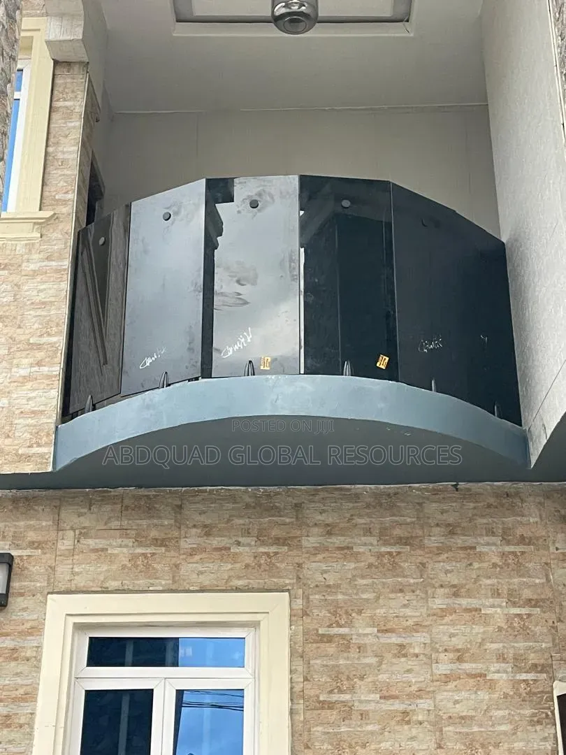 Frameless Glass