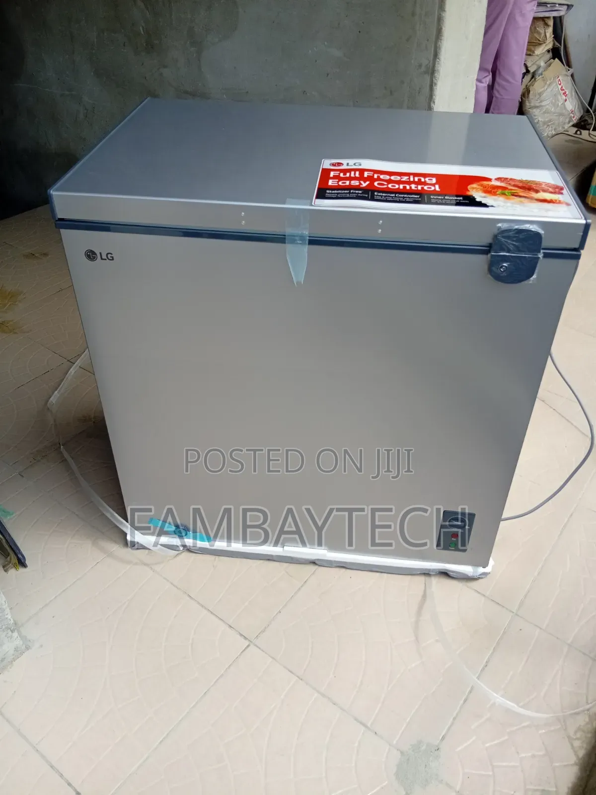 LG 194L Chest Freezer - Spacious & Durable