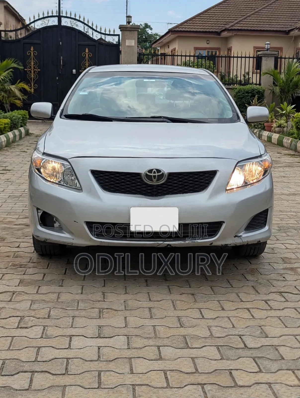 Toyota Corolla 2009 Silver