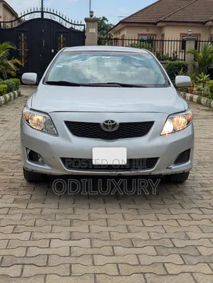 Toyota Corolla 2009 Silver