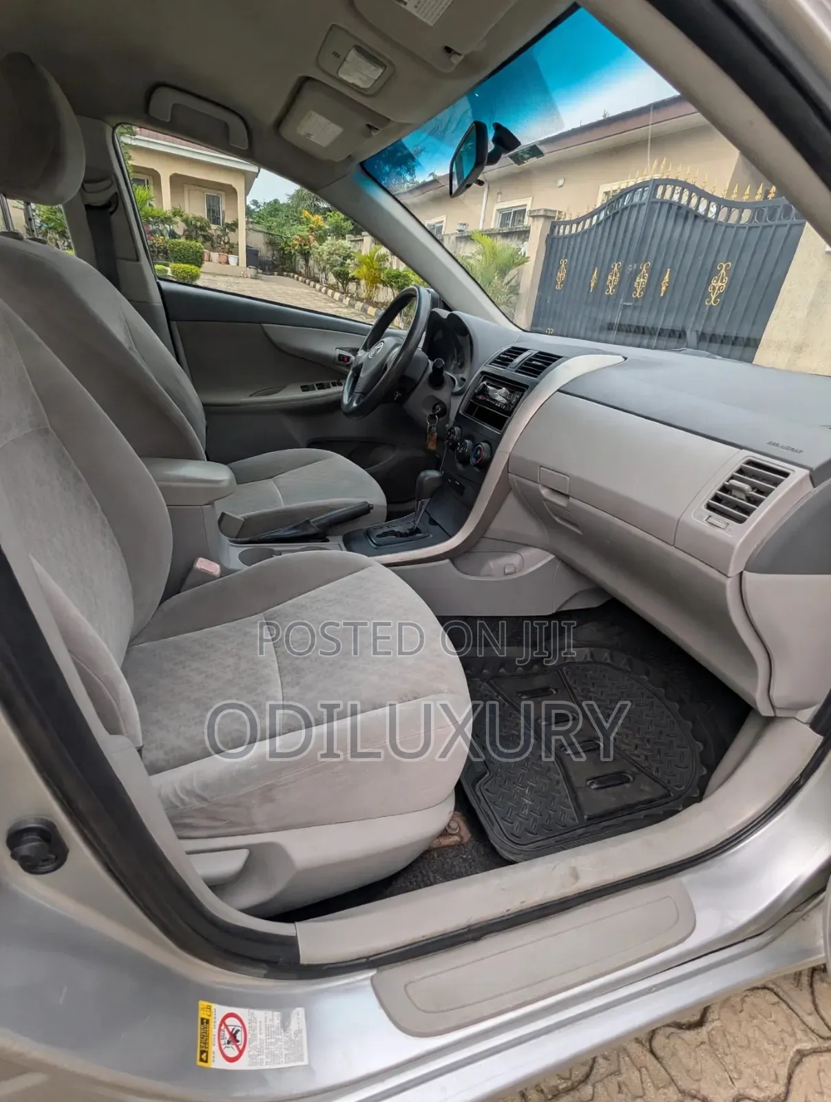Toyota Corolla 2009 Silver