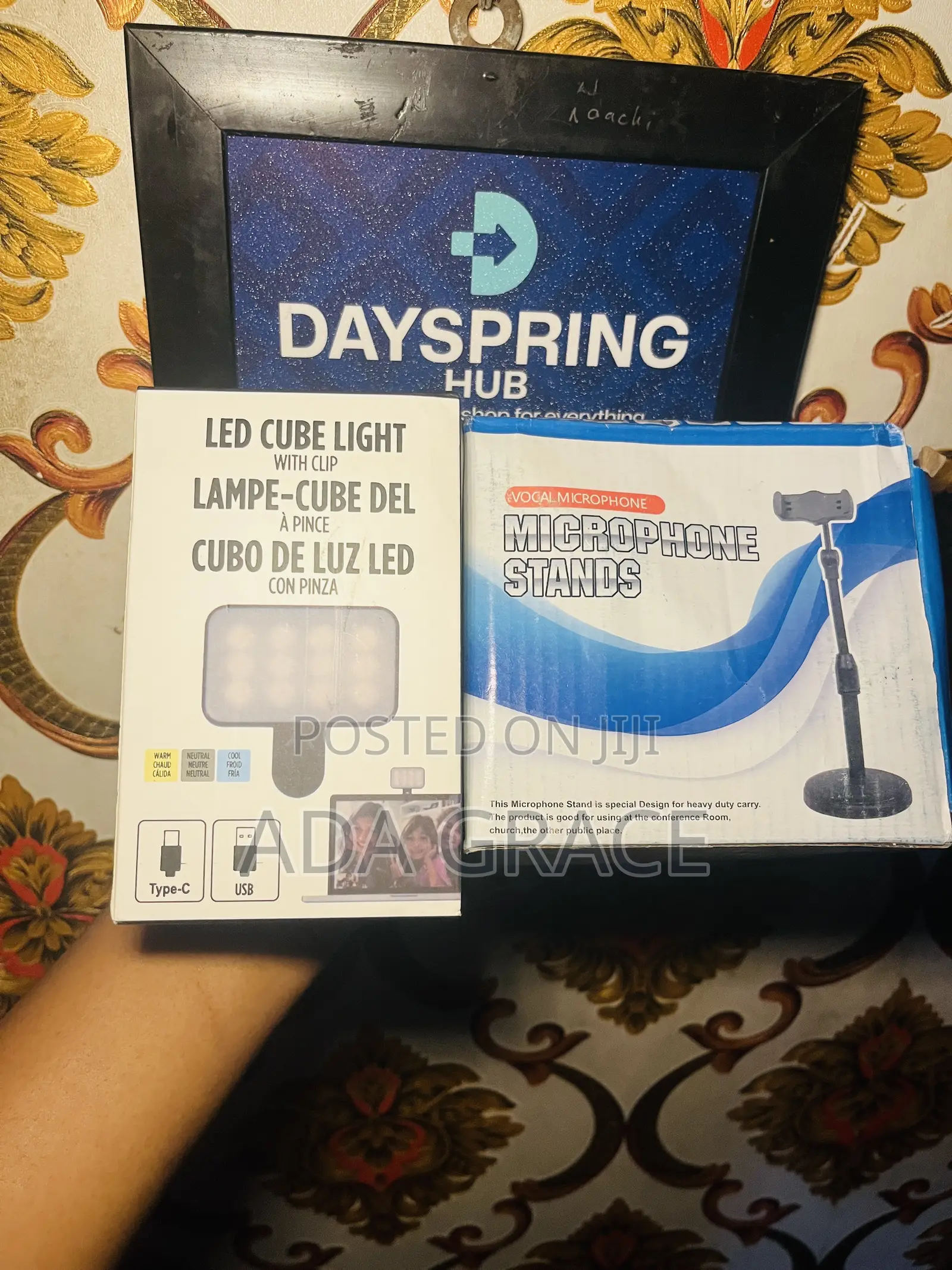 Adjustable Desktop Phone Stand Holder
