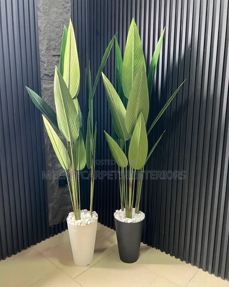 Classic Flower Vase