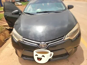 Toyota Corolla 2016 Black