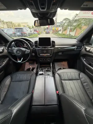 Mercedes-Benz GLE-Class 2018 Silver
