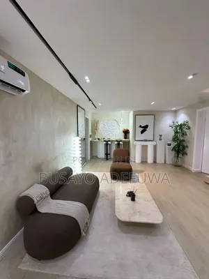 Furnished Mini Flat in Lekki Phase 1 Right for rent