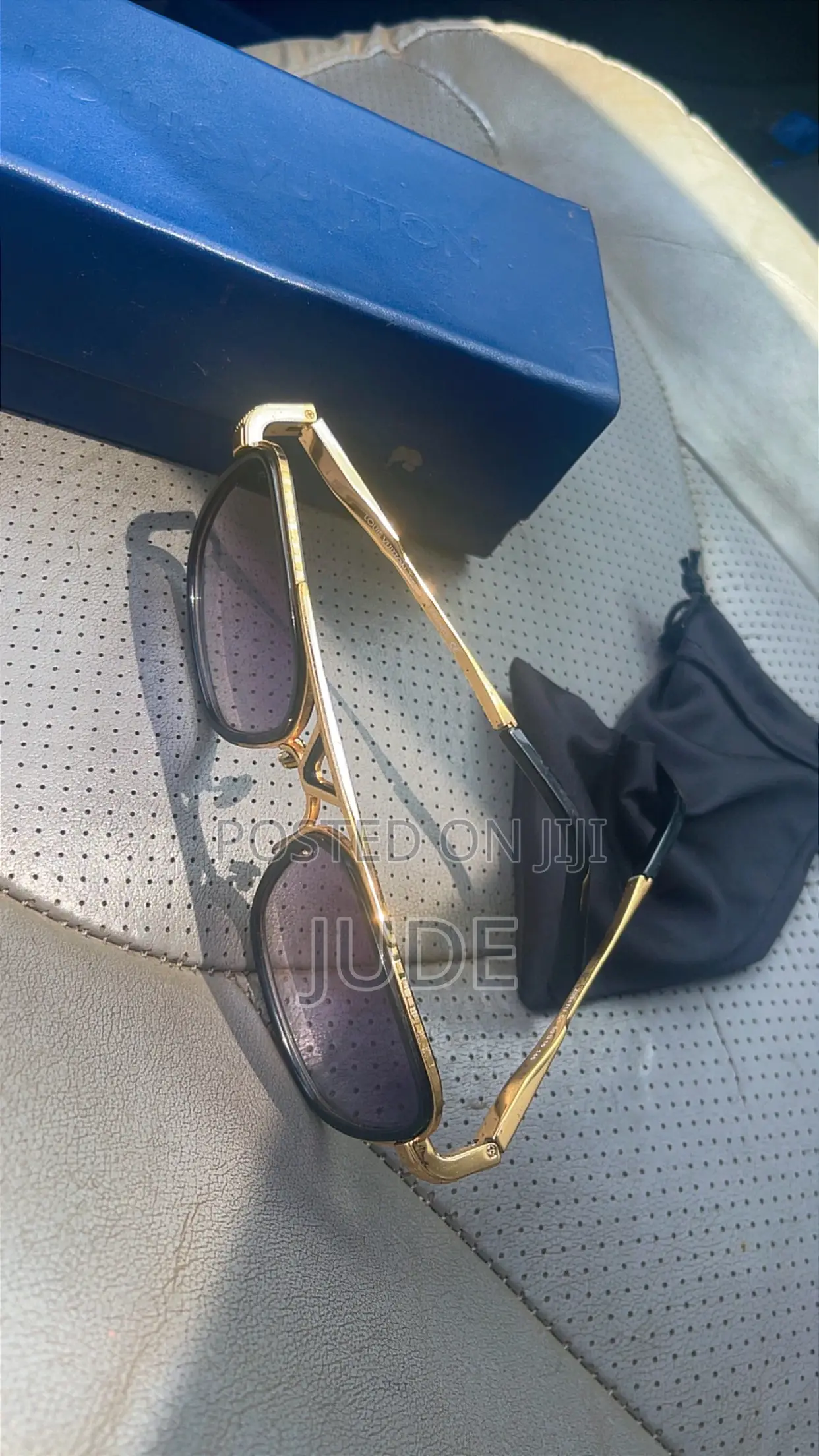 Loius Vuitton Glasses (LV)