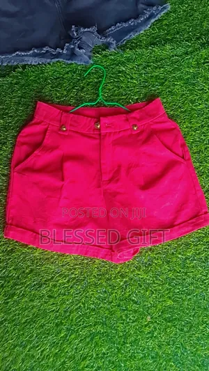 Ladies Short