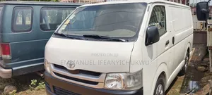 Toyota HiAce 2010 White