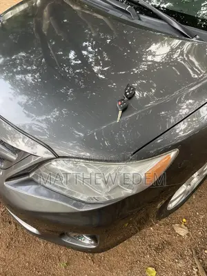 Toyota Corolla LE 4dr Sedan (1.8L 4cyl 4A) 2012 Gray