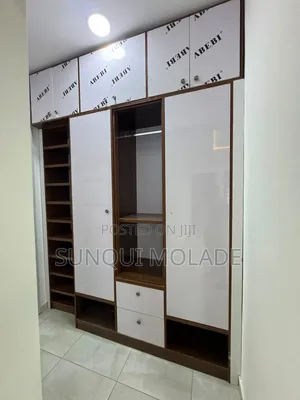 3bdrm Apartment in Lekki Phase 1 for rent